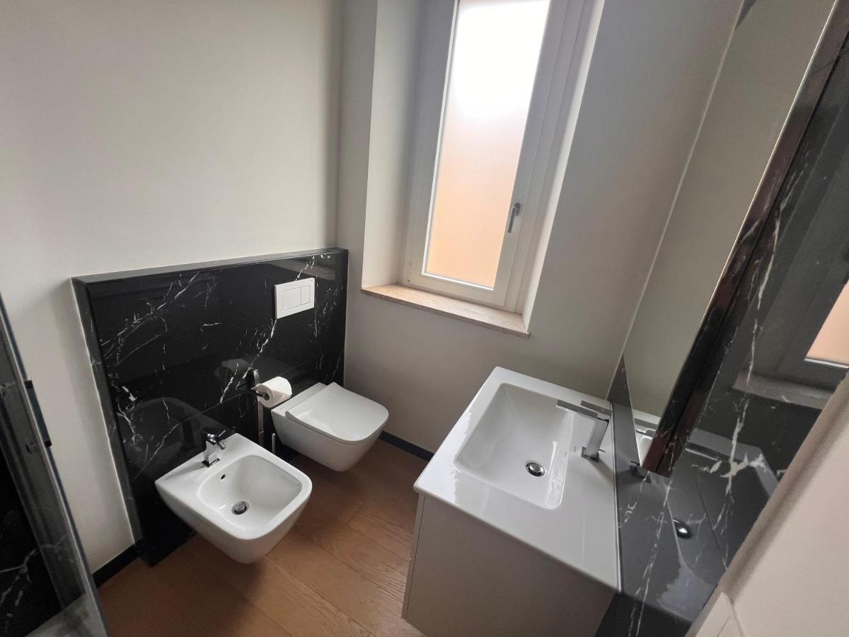 Happy Holiday Apartment كالياري المظهر الخارجي الصورة