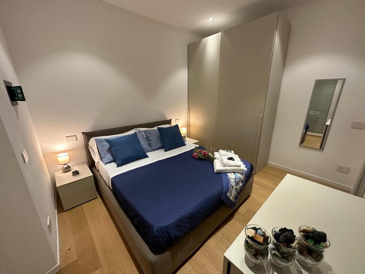 Happy Holiday Apartment كالياري المظهر الخارجي الصورة